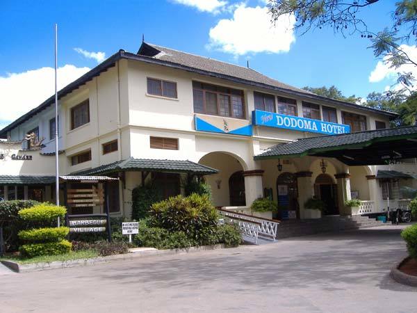 New Dodoma Hotel Bagian luar foto