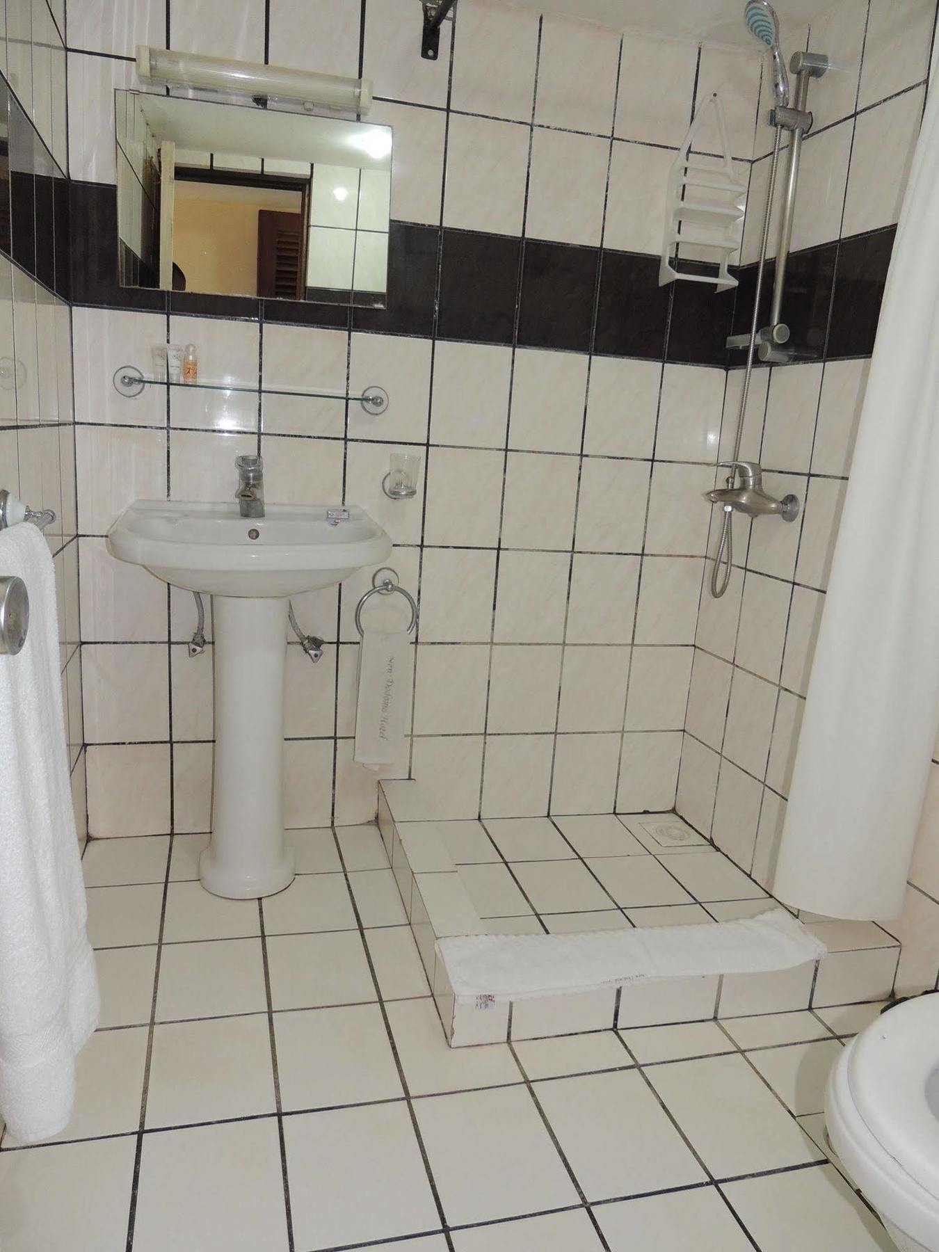New Dodoma Hotel Bagian luar foto