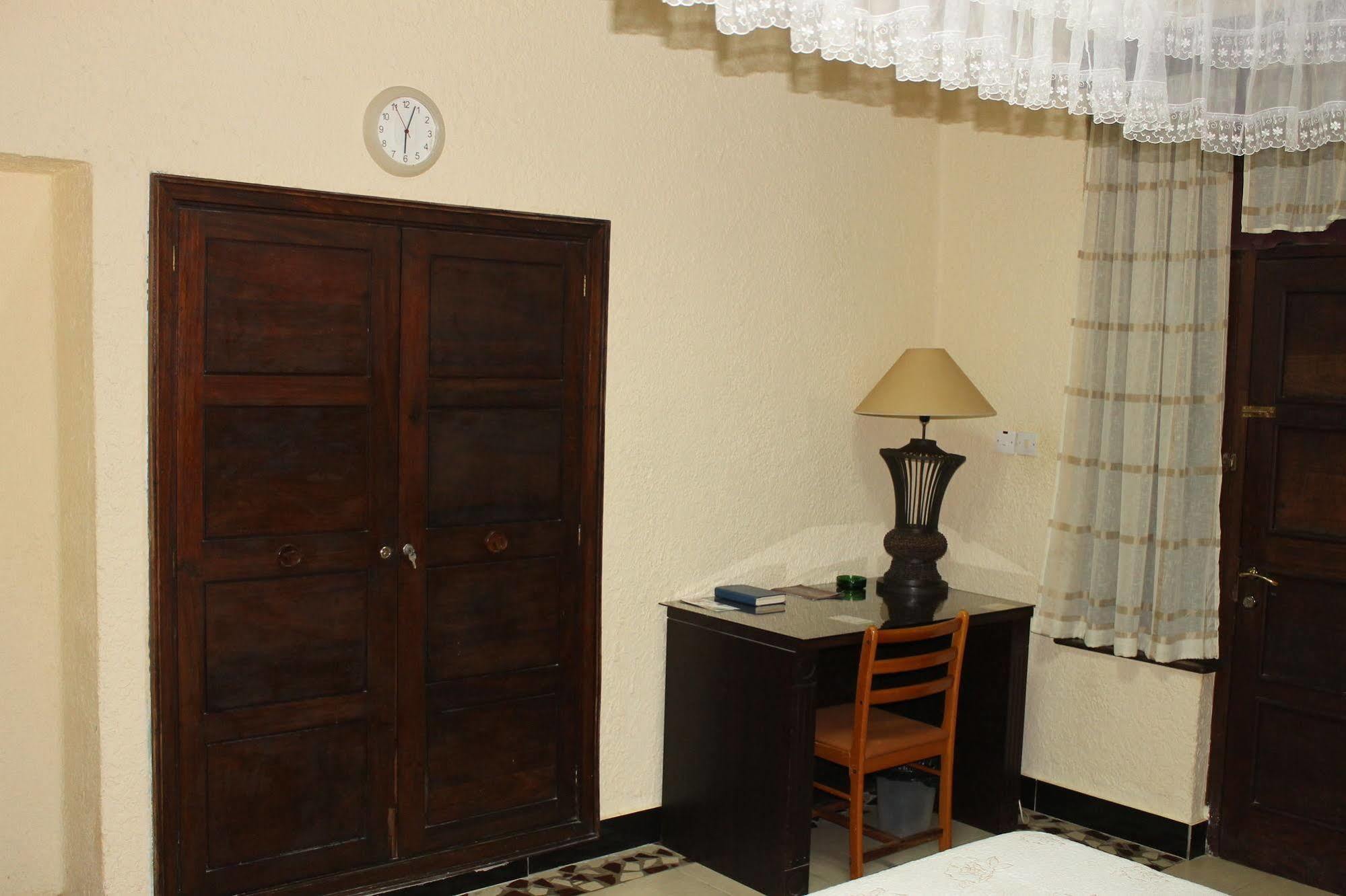 New Dodoma Hotel Bagian luar foto